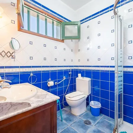 Milan * פוארטו דל כרמן