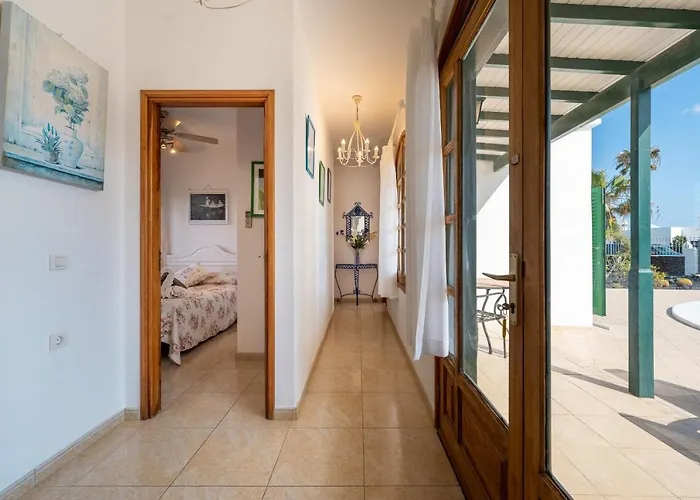 Milan Puerto del Carmen (Lanzarote)